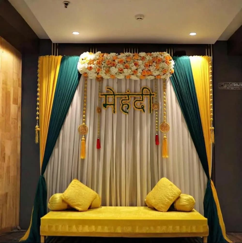 Vibe & Vows Mehndi Decoration